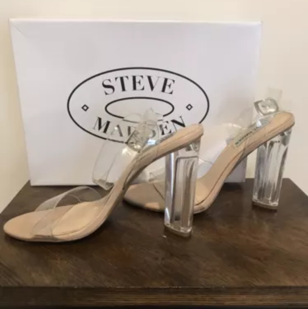 NEW STEVE MADDEN CAMILLE CLEAR ACRYLIC LUCITE HEELS CLEAR ANKLE STRAPS